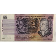 AUSTRALIA 1967 . FIVE 5 DOLLARS BANKNOTE . ERROR . MISSING COLOUR SIMULATIONS